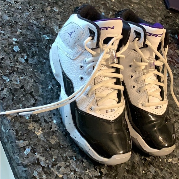 shoes - Picture 7 of 7